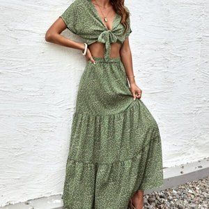 GYPSY STYLE Ditsy Floral Knot Front Crop Top With Skirt